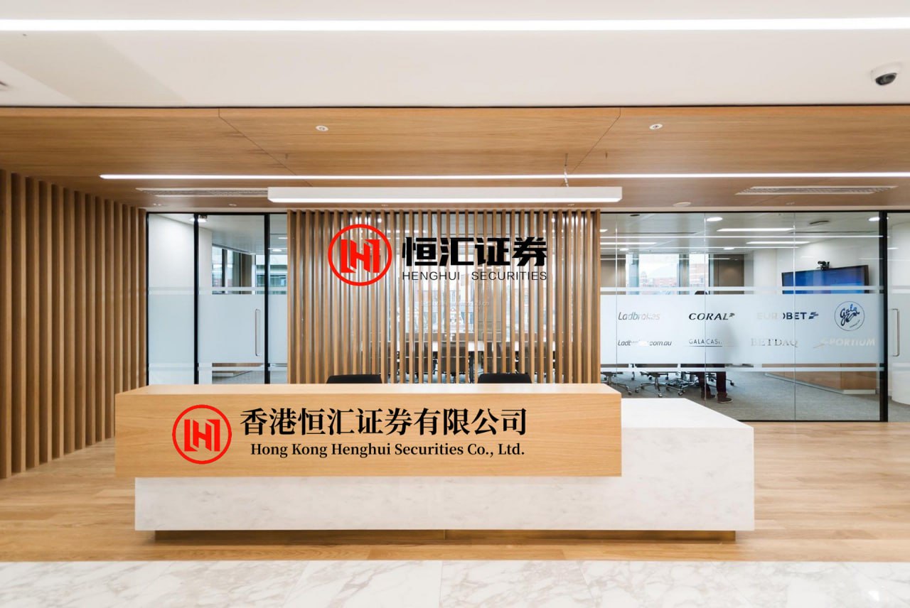 盛鑫配资 我们曾三次攻占柏林，如果需要，我们会攻占第四次俄罗斯共产党领导人根纳季·久加诺夫这样评论了德国国防部长皮斯托留斯的声明。德国防长宣称，西方与俄罗斯的战争可能在2029甚至明年爆发：“我们过去常说，与俄罗斯的战争可能爆发在2029年。现在有人认为，2028年就会爆发战争，还有一些...